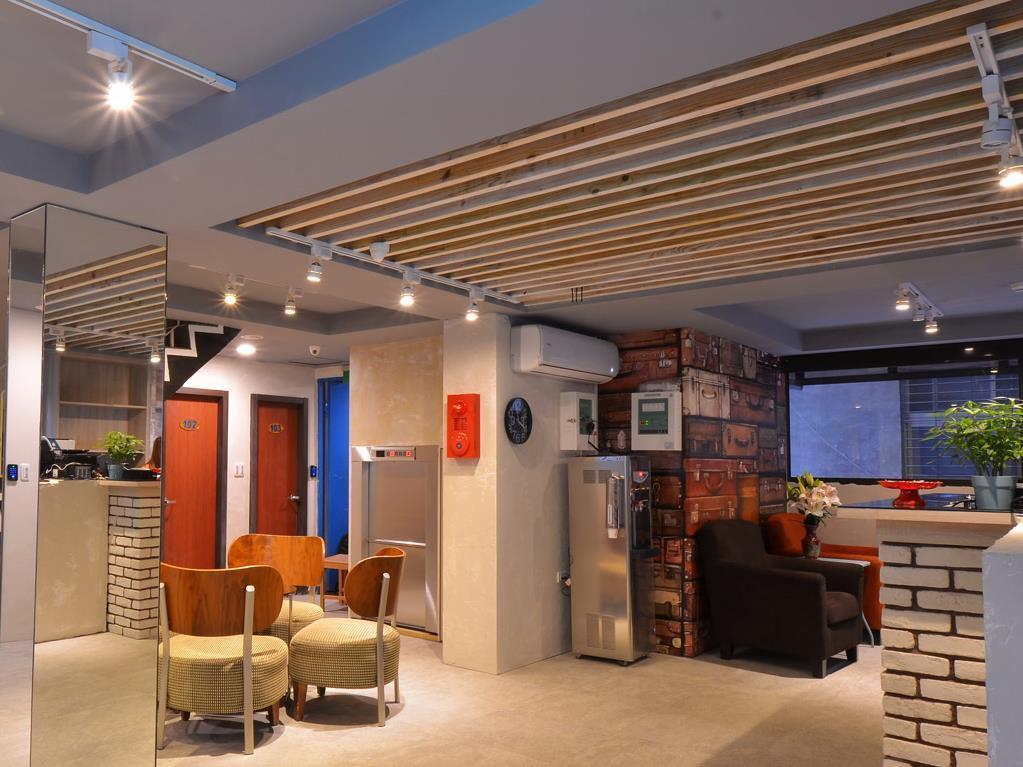 Galaxy Mini Inn Тайбэй Экстерьер фото