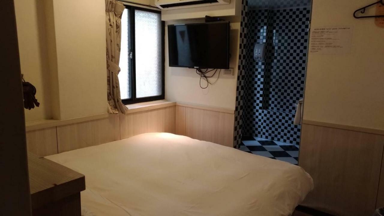 Galaxy Mini Inn Тайбэй Экстерьер фото